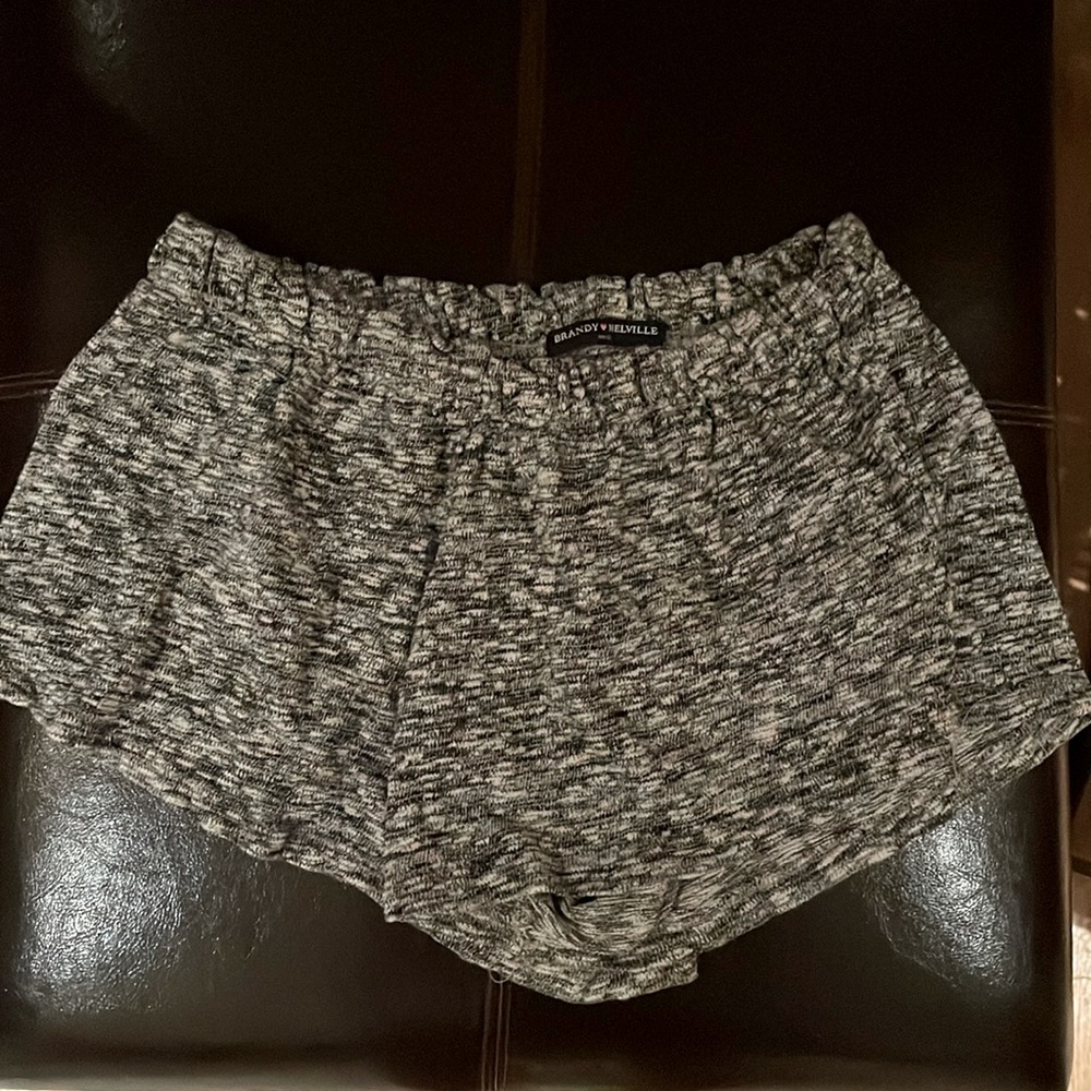 Brandy Melville stretchy shorts